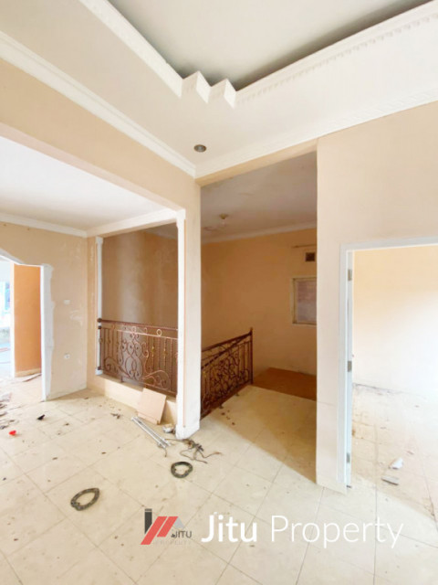 Rumah Dijual 2 Lantai Strategis di Perumahan OPI Jakabaring Banyu Asin