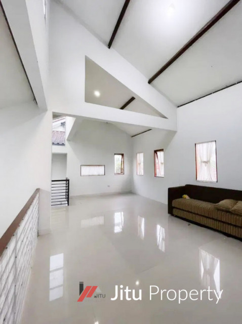 Sewa Rumah 2 Lantai Dekat Monjali dan Kampus UGM Yogyakarta