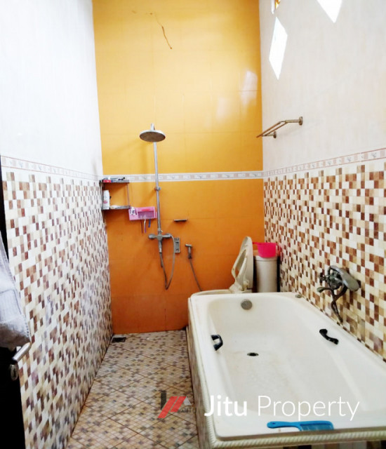 Rumah Dijual Dekat Pabrik Kertas Tjiwi Kimia dan Ajinomoto Mojokerto