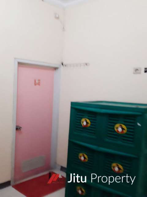 Dijual Rumah Kost 16 Kamar dan Salon di Jatiwarna Kota Bekasi