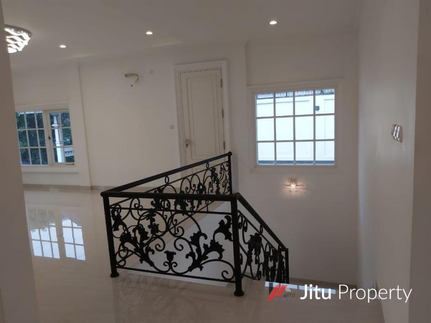Dijual Rumah Mewah Baru Di Kemang Mampang Prapatan, Jakarta Selatan