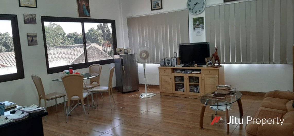 Tanah dan bangunan gudang dan kantor, pondok gede, bekasi 