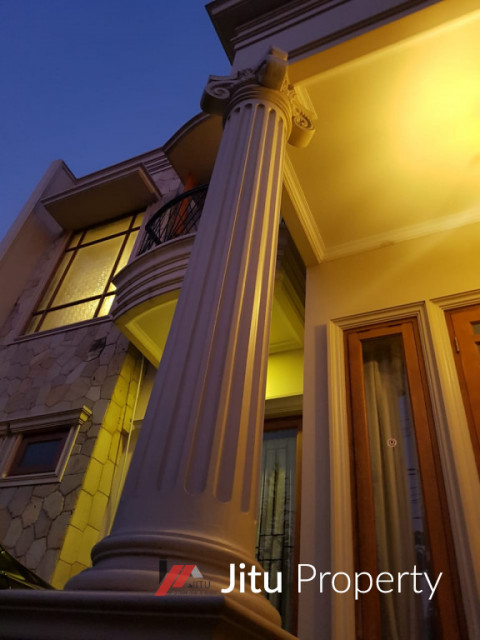 Di Jua Rumah Cantik Di Graha Bintaro Pondok Aren, Tangerang Selatan