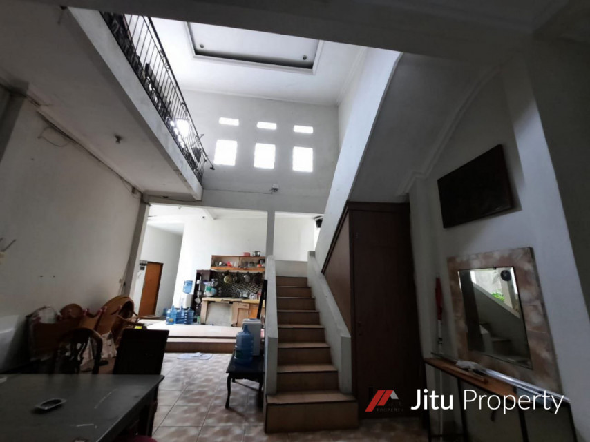 Dijual Kost exclusive di jl Kaliurang dalam ring road dekat kampus UGM