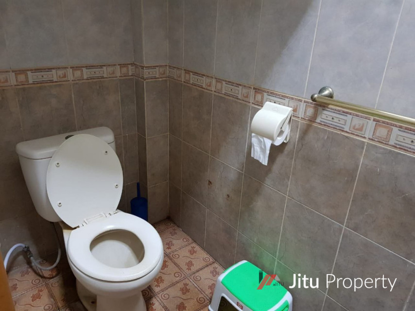 Dijual Rumah Siap Huni 4 Lantai Zona Komersil, Jakarta Timur