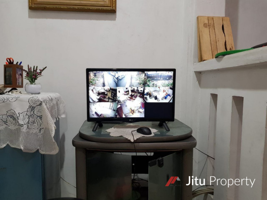 Dijual Rumah Siap Huni 4 Lantai Zona Komersil, Jakarta Timur