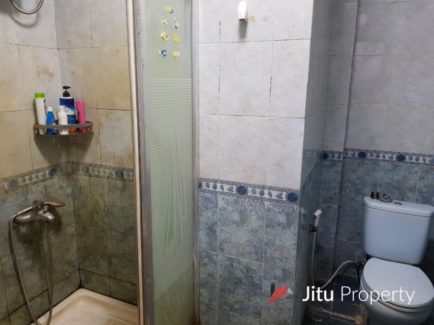 Dijual Rumah Siap Huni 4 Lantai Zona Komersil, Jakarta Timur