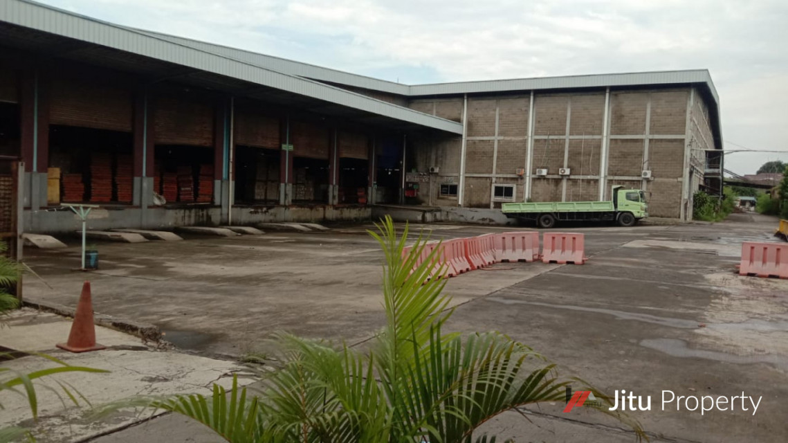 Jual Gudang Kawasan Industri, Pabrik Gelas Kaca, Cakung, Jakarta Timur