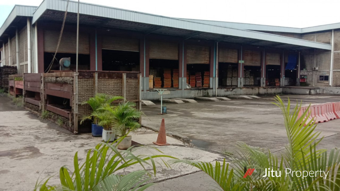 Jual Gudang Kawasan Industri, Pabrik Gelas Kaca, Cakung, Jakarta Timur