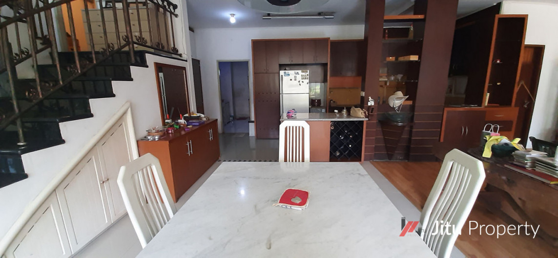 Dijual Rumah Gaya American Classic Di Setiabudi Regency Bandung
