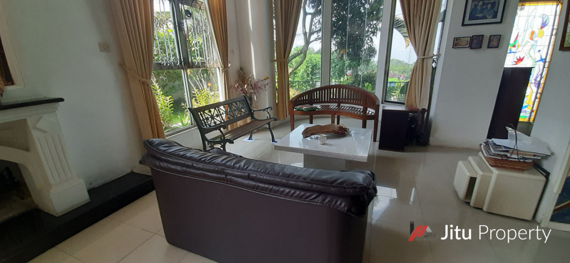 Dijual Rumah Gaya American Classic Di Setiabudi Regency Bandung