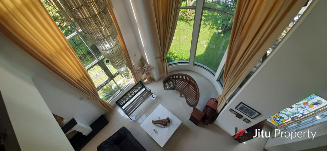 Dijual Rumah Gaya American Classic Di Setiabudi Regency Bandung