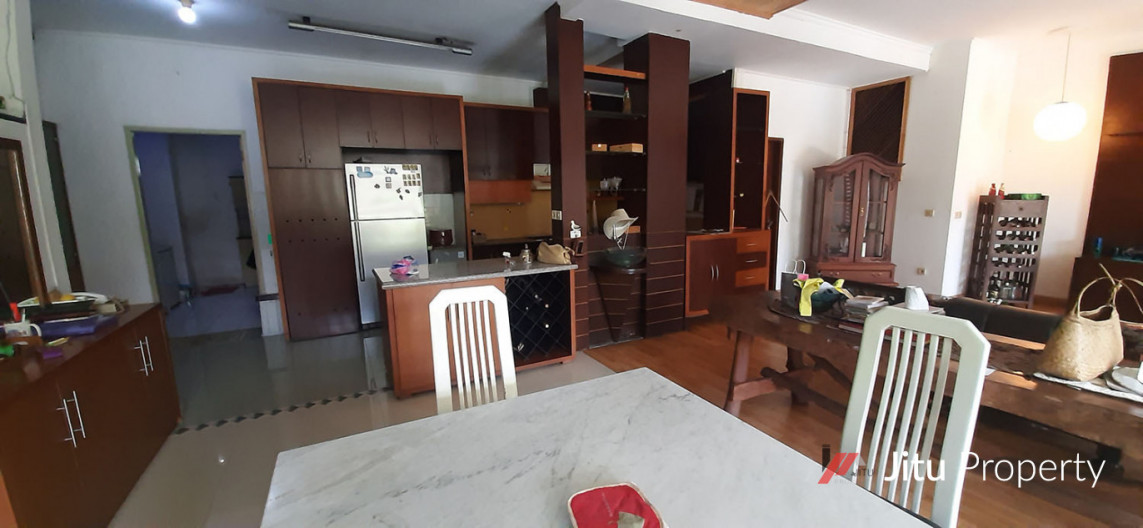 Dijual Rumah Gaya American Classic Di Setiabudi Regency Bandung