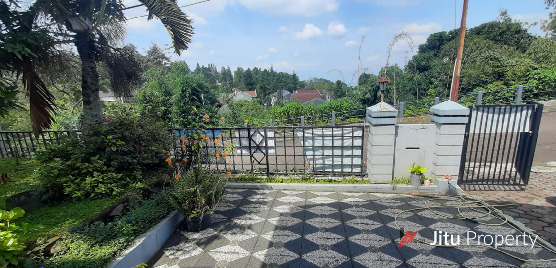 Dijual Rumah Gaya American Classic Di Setiabudi Regency Bandung