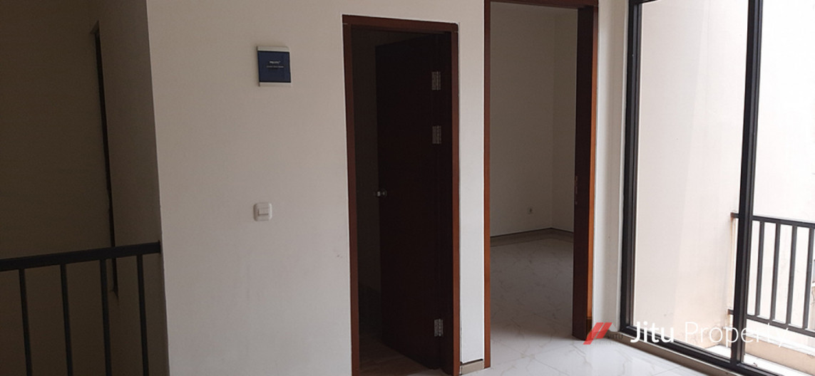 Dijual Rumah Baru Dua Lantai Di Sukahaji Permai Bandung Utara