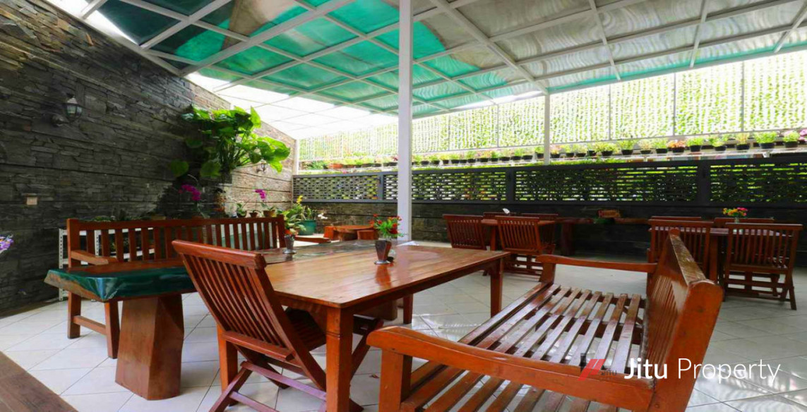 Dijual Resort Hotel Di Jalan Dokter Setiabudi  Kota Bandung