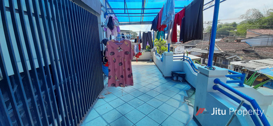 KOST-KOSTAN 11 KAMAR DI SAYANG JATINANGOR KAB SUMEDANG
