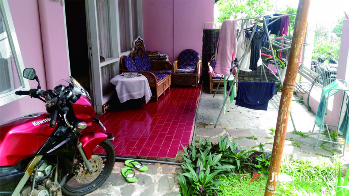 Dijual Kost 8 Kamar Di Samping Kampus Poltekpar NHI Setiabudi Bandung