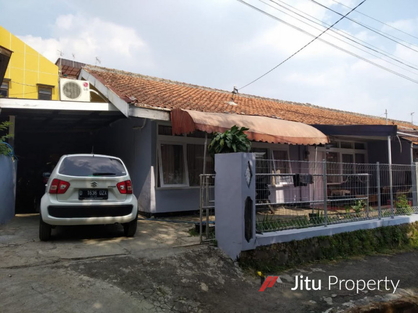 Dijual Kost 8 Kamar Di Samping Kampus Poltekpar NHI Setiabudi Bandung