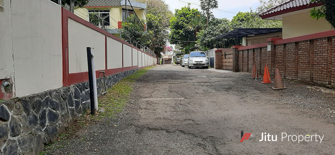 Dijual Kost 8 Kamar Di Samping Kampus Poltekpar NHI Setiabudi Bandung