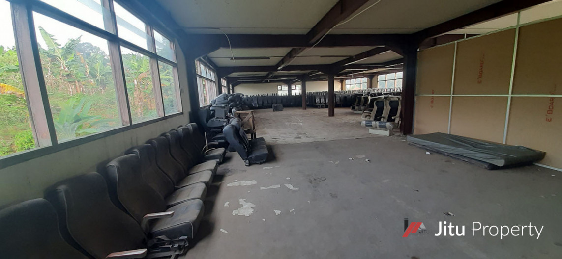 Dijual Gudang Hitung Tanah Di Jalan Ir.h. Juanda (Dago) Bandung