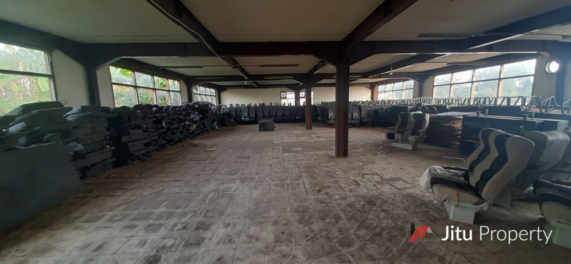 Dijual Gudang Hitung Tanah Di Jalan Ir.h. Juanda (Dago) Bandung