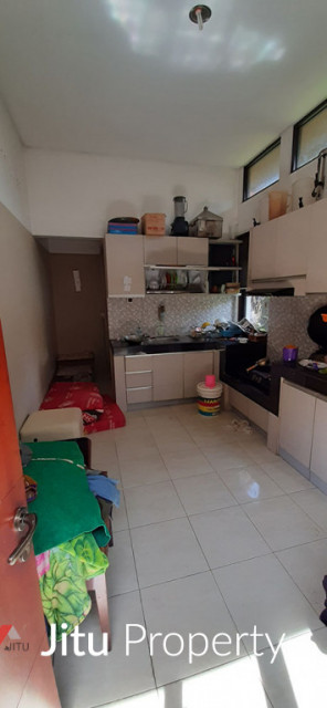 Dijual Rumah Tiga Lantai Di Jalan Awi Ligar Raya Bandung