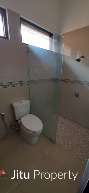 Dijual Rumah Tiga Lantai Di Jalan Awi Ligar Raya Bandung