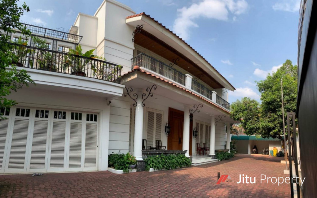 Dijual Rumah mewah, Mampang prapatan Jakarta Selatan SHM