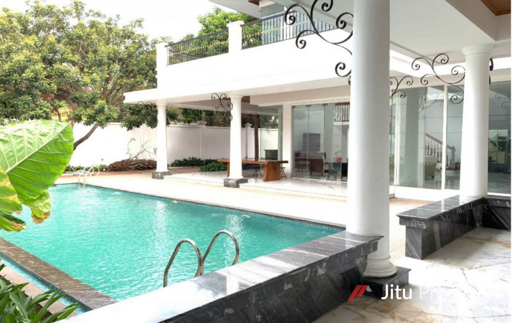 Dijual Rumah mewah, Mampang prapatan Jakarta Selatan SHM