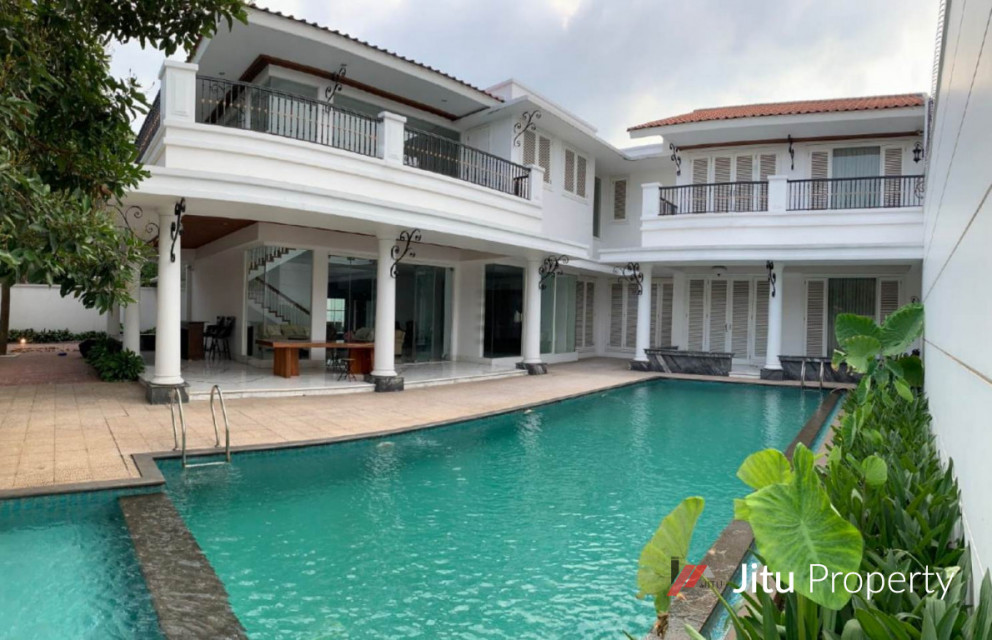 Dijual Rumah mewah, Mampang prapatan Jakarta Selatan SHM