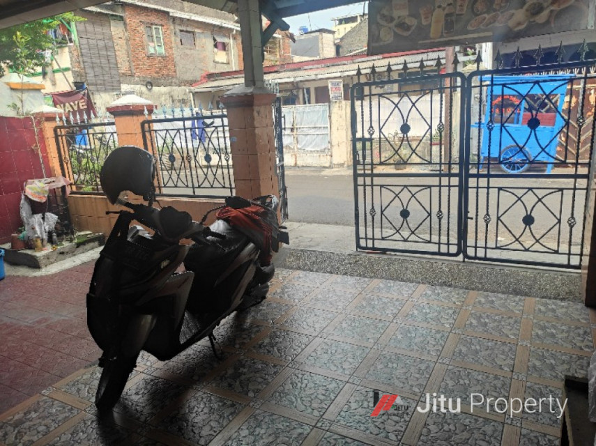 Dijual Rumah di Jl. Johar Baru 5, Johar baru, Jakarta pusat SHM
