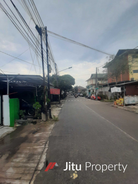 Ruko dijual lokasi strategis di Kelapa Dua, Tangerang