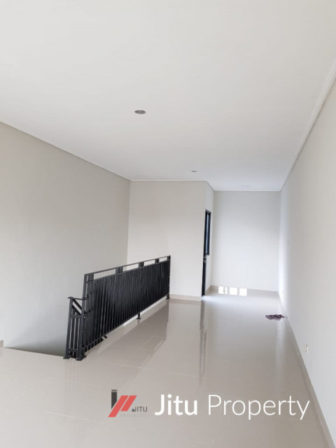 Ruko dijual lokasi strategis di Kelapa Dua, Tangerang