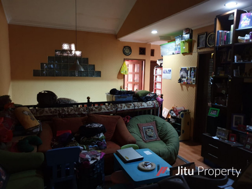 Rumah Dijual Strategis Pondok Hijau Jl. Duta Lestari IV Ciputat Timur 