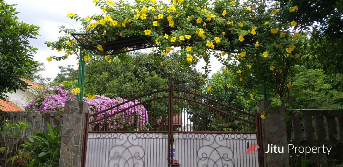 Tanah berupa kebun ,Lokasi Ok Harga Nego di Mustika Jaya Bekasi