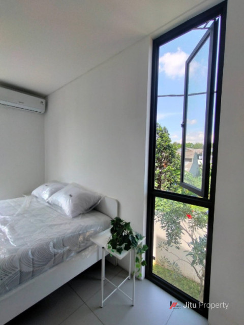 Dijual Rumah Cantik Lokasi Strategis Nempel Bintaro Skandinavian