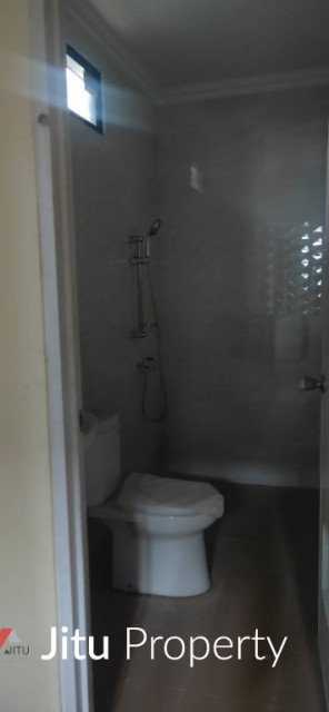 Dijual Gudang Siap Pakai Strategis di Cakung Jakarta Timur