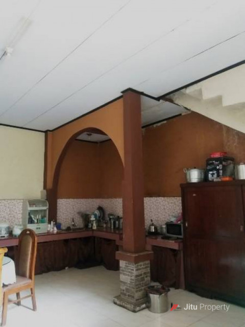 Dijual rumah di Jl. Dr. Semeru I Petamburan 1.5 Lantai, Jakarta Barat
