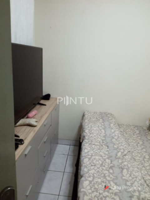 Rumah Dijual Untuk Keluarga Kecil Taman Palem Lestari Jakarta Barat