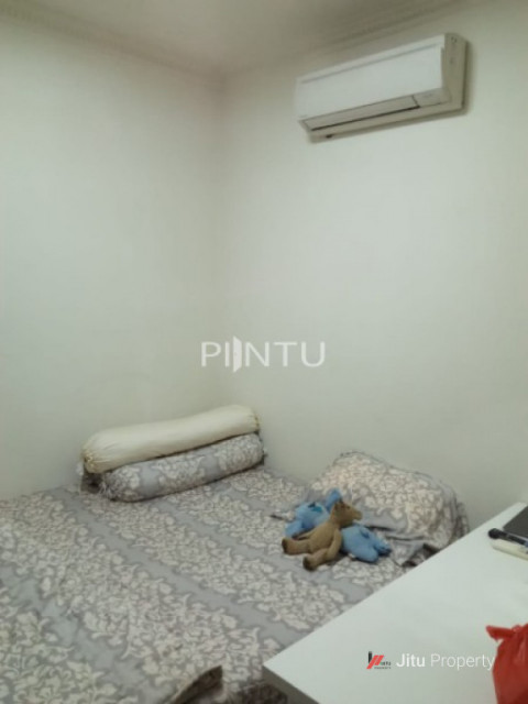 Rumah Dijual Untuk Keluarga Kecil Taman Palem Lestari Jakarta Barat