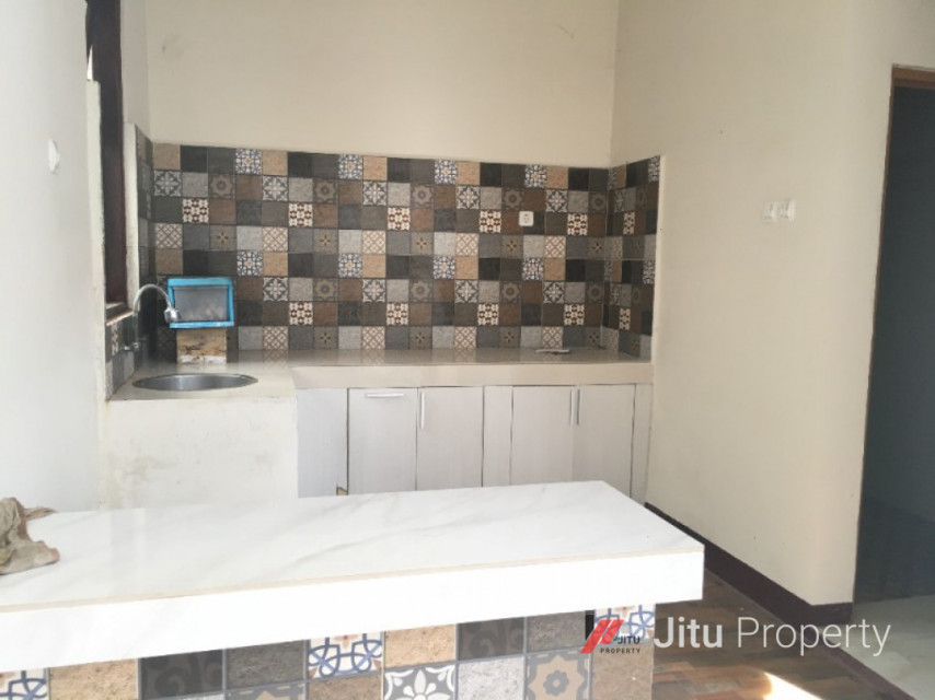 Rumah Dijual Jl. Laut Sulawesi KAV Dekat Toll Becakayu, Jatiwaringin