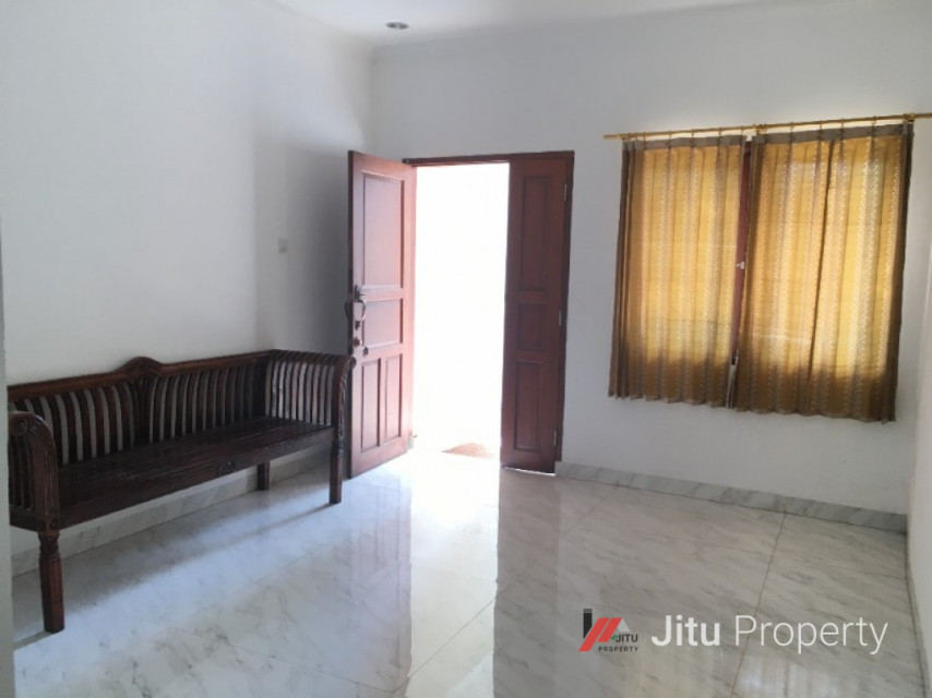 Rumah Dijual Jl. Laut Sulawesi KAV Dekat Toll Becakayu, Jatiwaringin