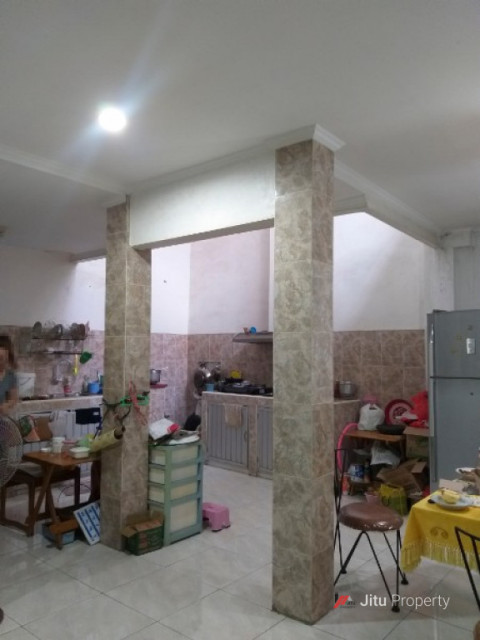 Dijual Rumah 2 Lantai Di Jelambar Wijaya Kusuma Jakarta Barat SHM