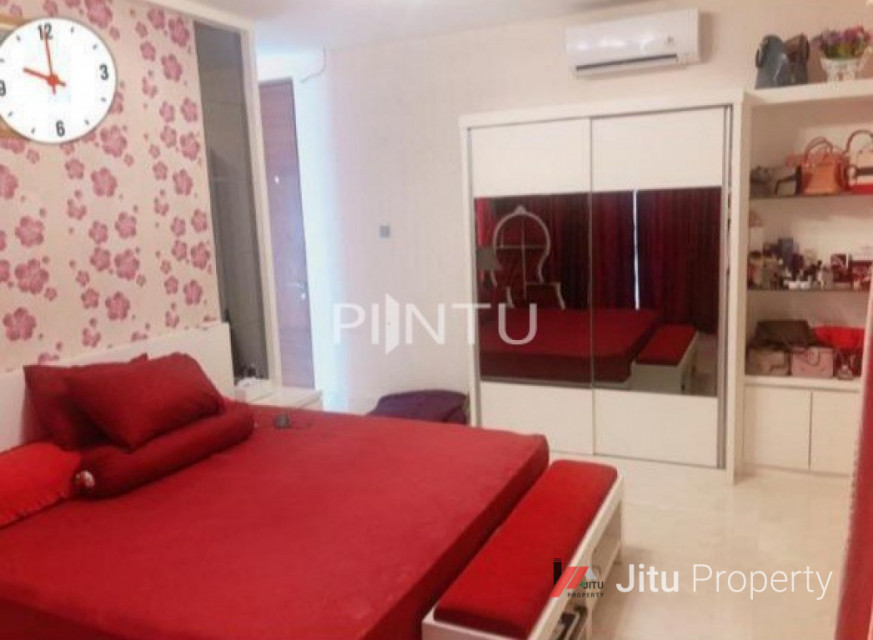 Dijual Rumah Strategis Taman Pasadenia Pulomas, Pulo Gadung