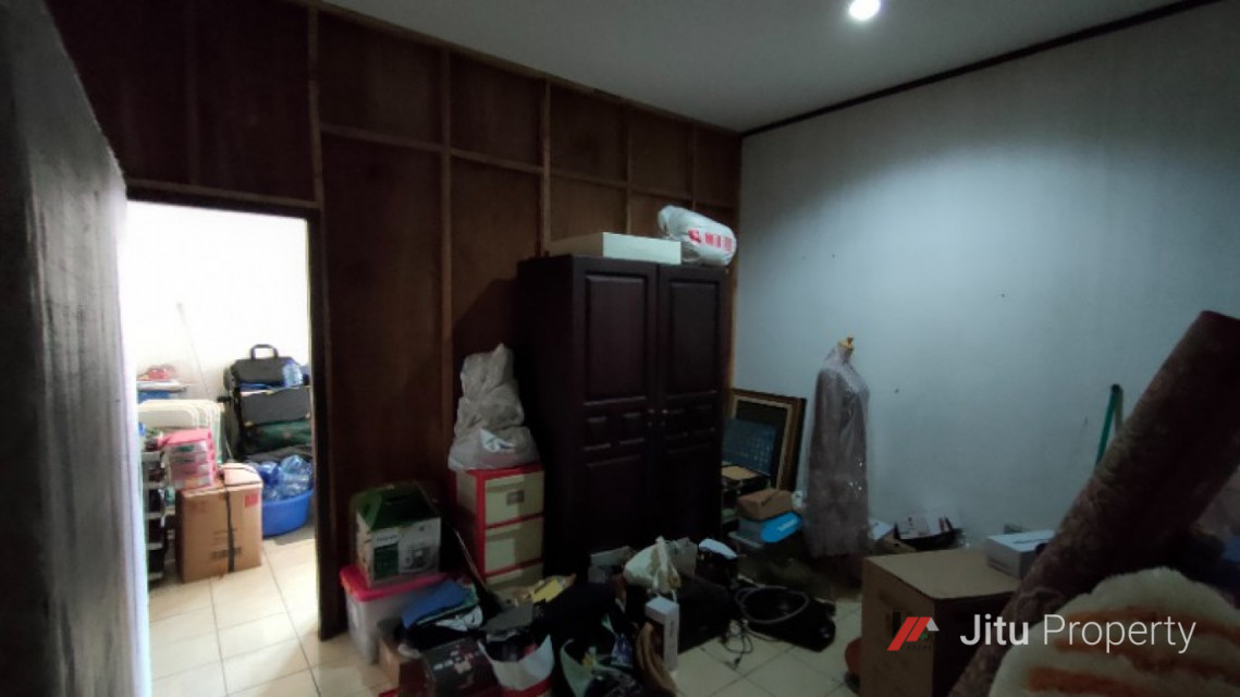 Dijual Rumah Siap Huni! Harga Nego! Di Cinere, Depok