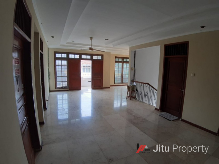 Dijual Rumah Perumahan Taman Rempoa Indah, Tangerang Selatan