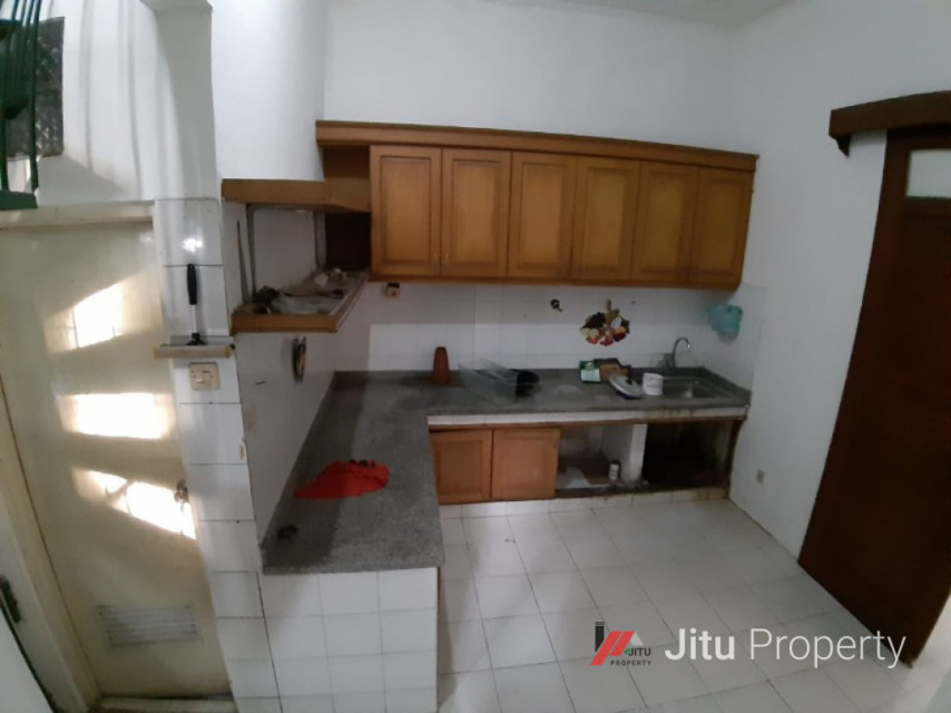 Dijual Rumah Perumahan Taman Rempoa Indah, Tangerang Selatan