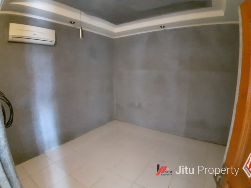 Dijual Rumah Perumahan Taman Rempoa Indah, Tangerang Selatan