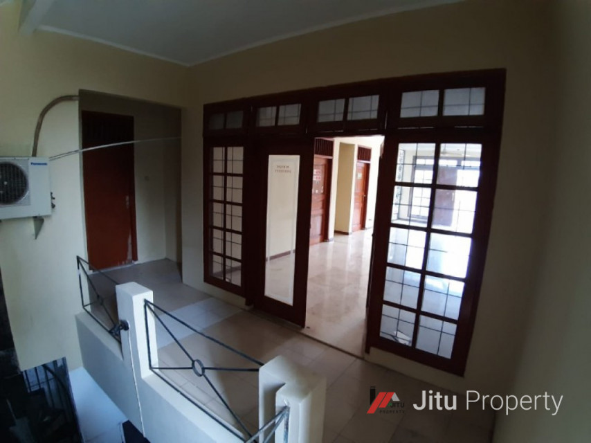 Dijual Rumah Perumahan Taman Rempoa Indah, Tangerang Selatan